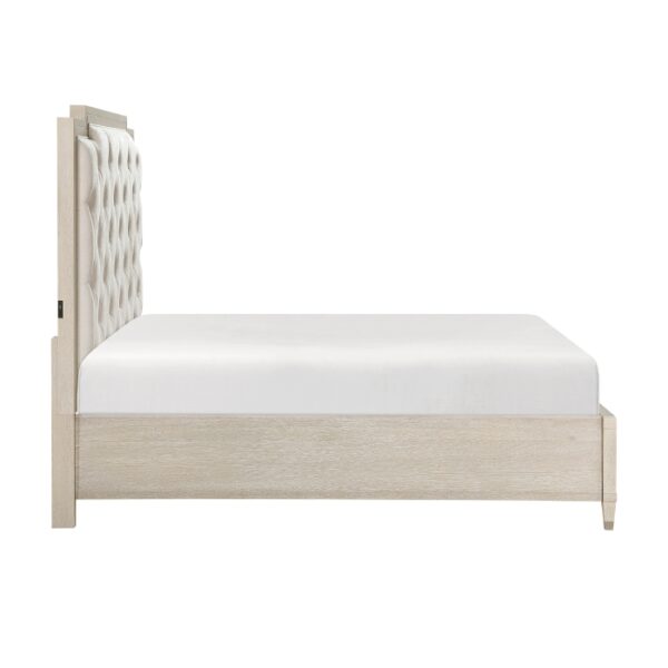 HE-1312-1  Queen Platform Bed with Footboard Storage