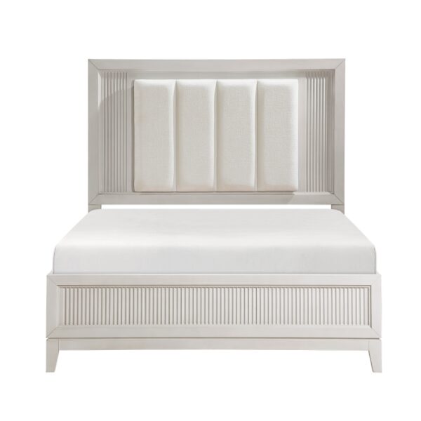 HE-1326-1  Queen Bed