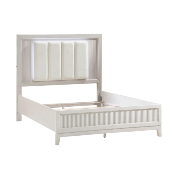 HE-1326-1  Queen Bed