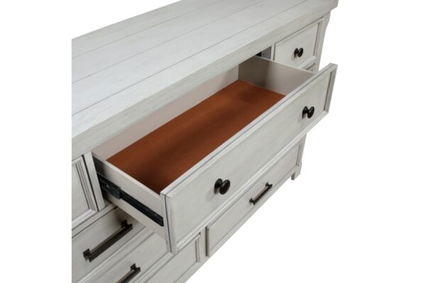 1337 Bedrooom Willowbrook Collection 4pc Set (QB+NS+DR+MR)