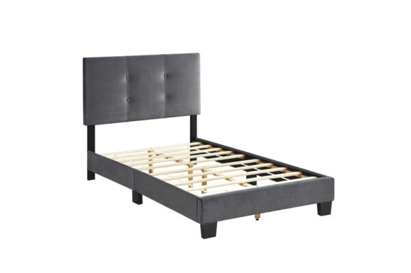 1350DG Bedroom Newberry Collection Queen Platform Bed