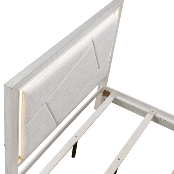 HE-1355-1  Queen Bed