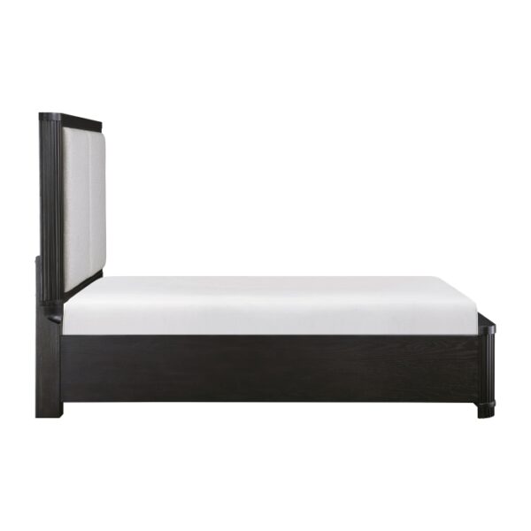 HE-1381-1  Queen Platform Bed with Footboard Storage