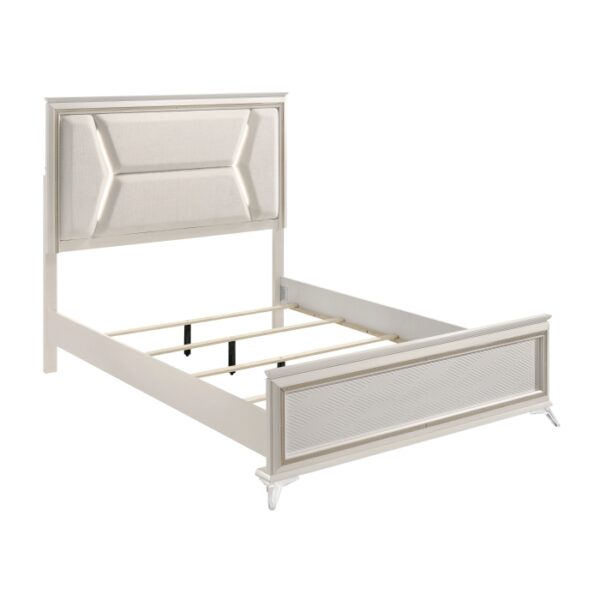 HE-1383-1  Queen Bed