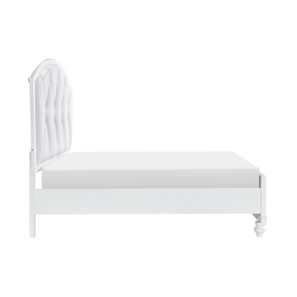 HE-1436W-1  Queen Platform Bed with Footboard Storage