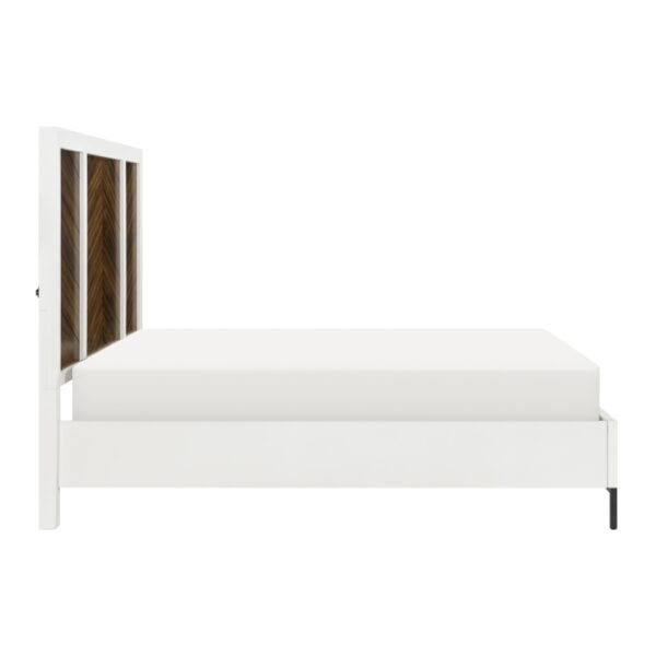 HE-1456-1  Queen Bed