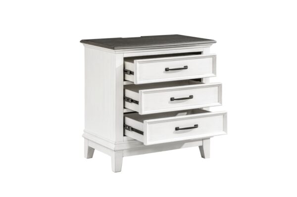 1463 Bedroom Chesterton Collection 4pc Set (QB+NS+DR+MR)