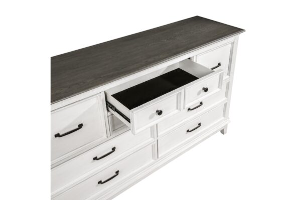1463 Bedroom Chesterton Collection 4pc Set (QB+NS+DR+MR)