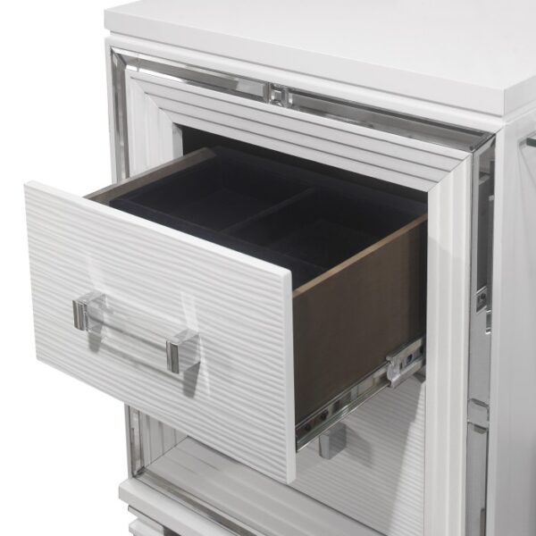 1616W-15* Vanity Dresser with Mirror