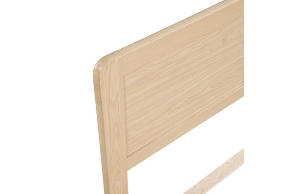 2403 Bedroom Queen Platform Bed