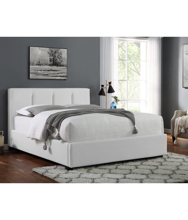*(4) E. KING PLFM BED W/FB DRW