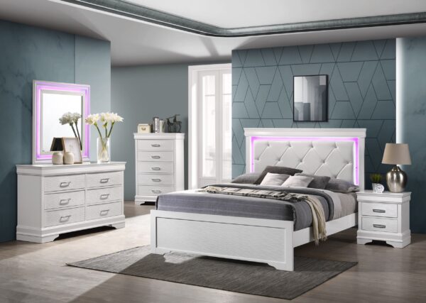Nora White Queen 4 Piece Set