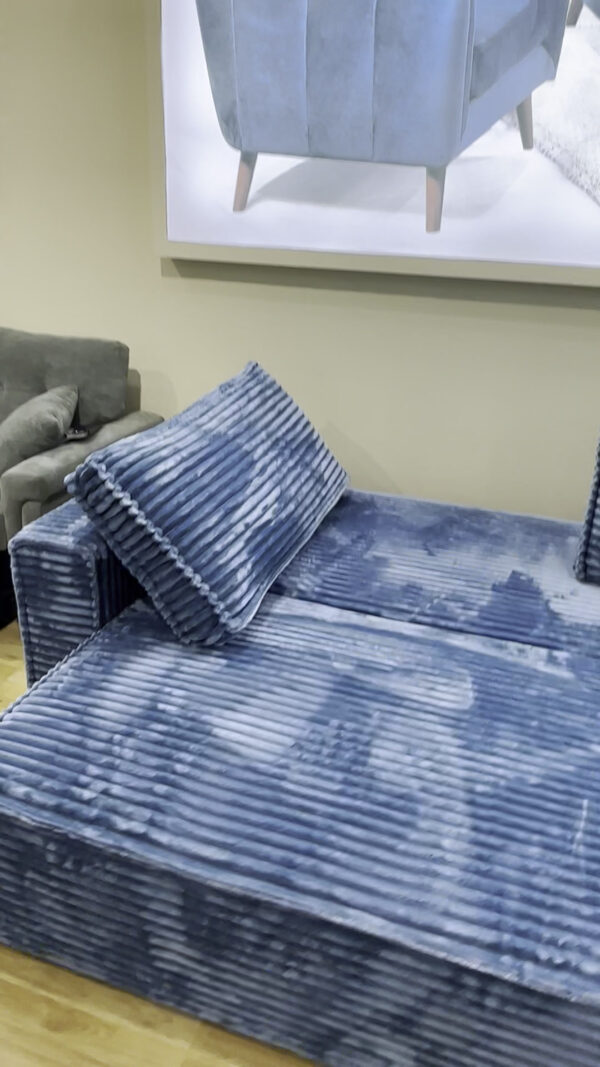 Bora Bora Blue
3-Pc Sectional Chaise