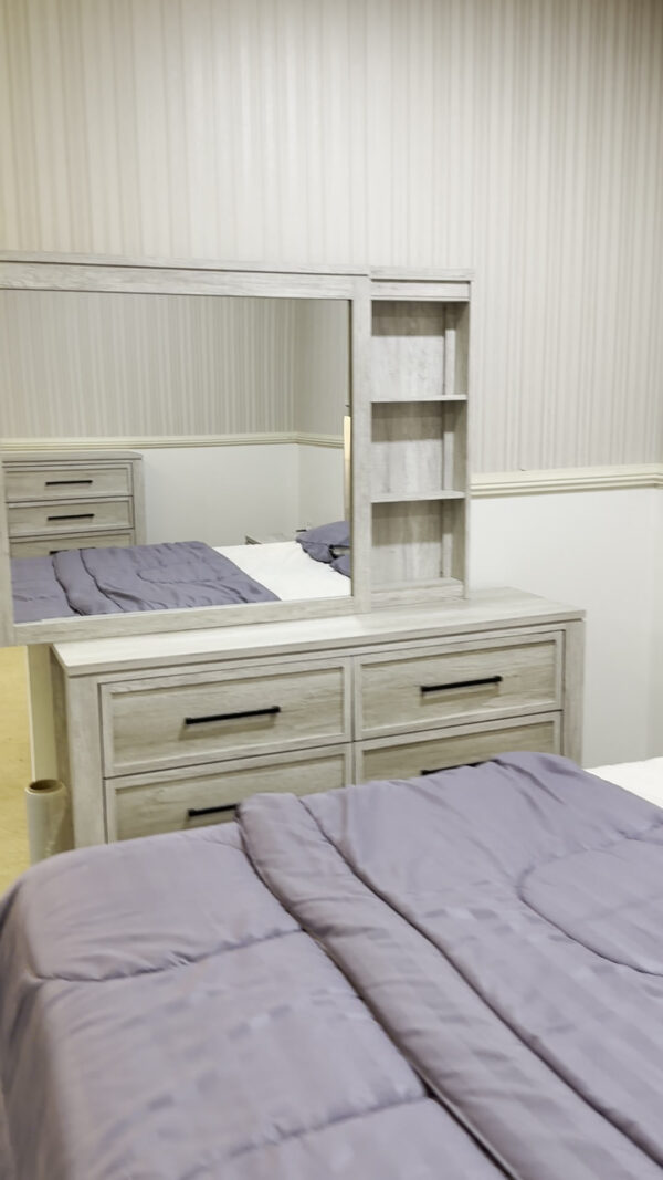 Emma B120 Queen 4 Piece Set