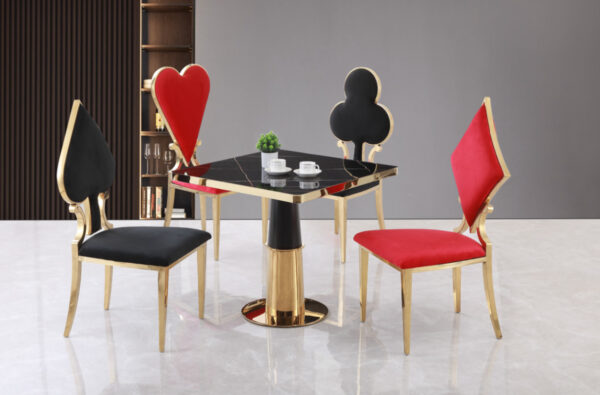 Spade 5 PC Set
Dining Table