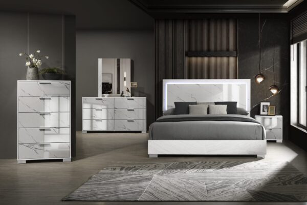 Bella Queen 4 Piece Set