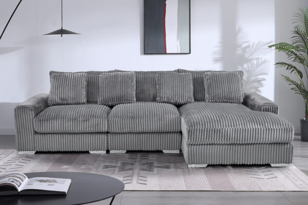 London Gray 3 Piece Sectional RAF Chaise
3-Pc RAF Sectional Right Chaise