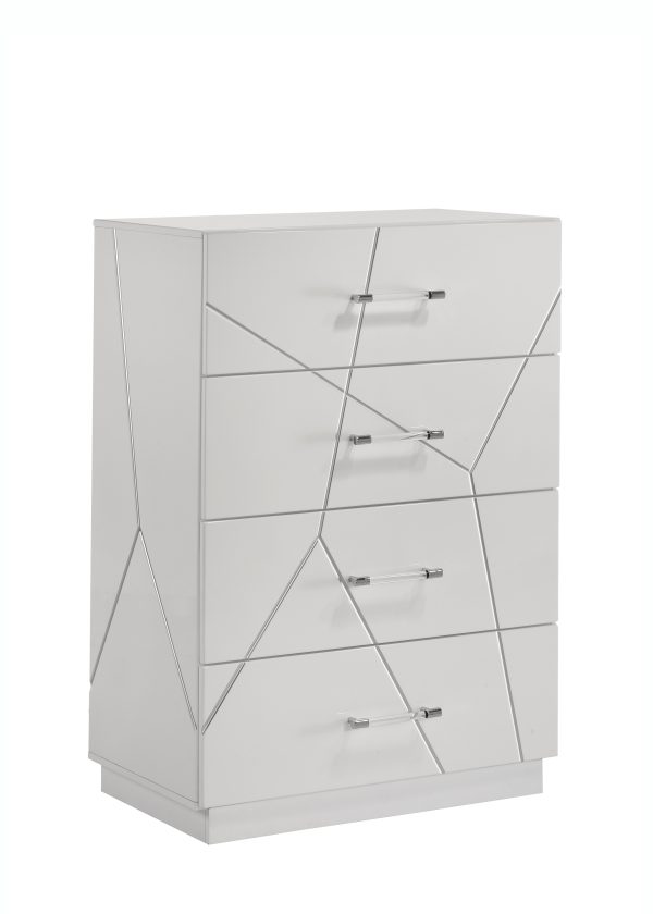 Dubai Chest