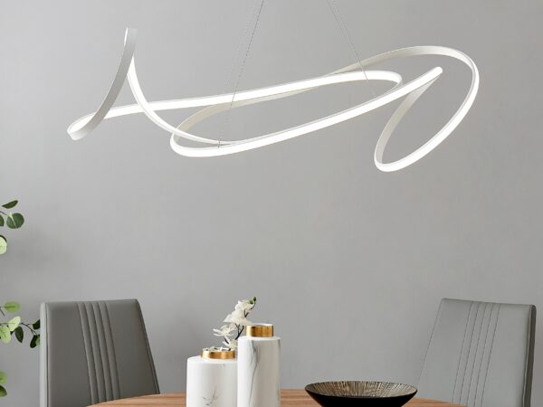 Moscow LED Chandelier // White