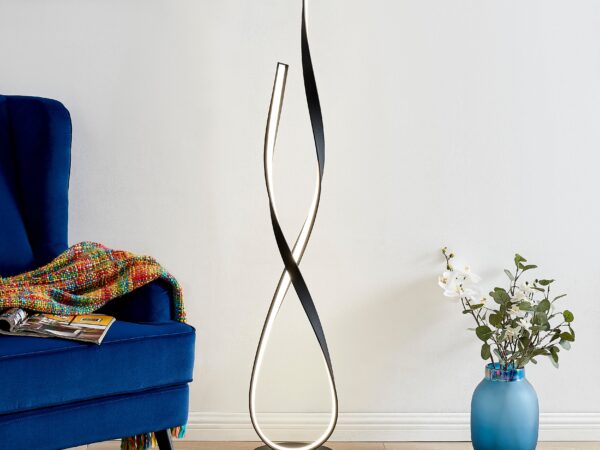 Vienna LED 55" Tall Floor Lamp // Matte Black