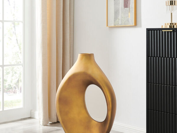 Simi Vase Large // Bronze