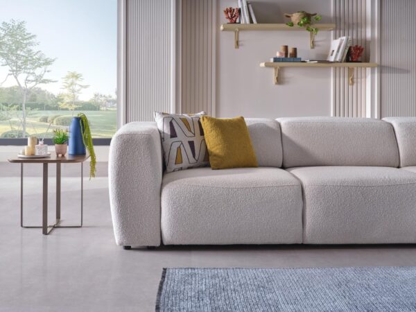PICASSO SECTIONAL (OSCAR WHITE)
