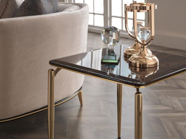 PLAZA SIDE TABLE (WALNUT)