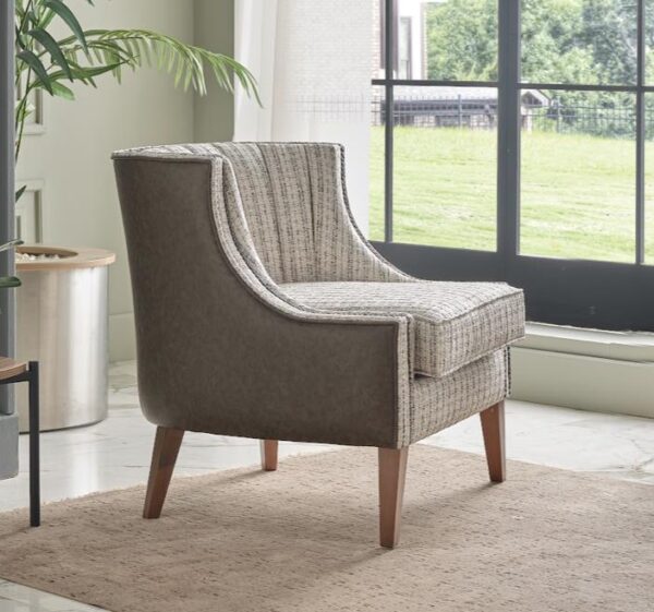 HAMES ACCENT CHAIR (HAMES CREAM)