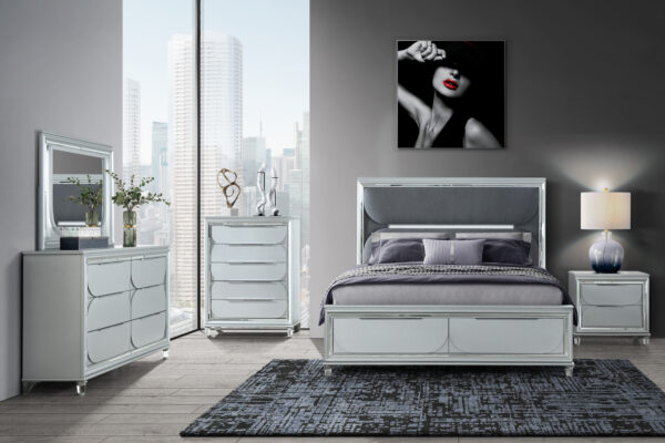 Caleb Silver 4 PC King Bedroom Set