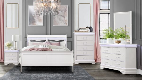 Charlie White King 4 PC Bedroom Set