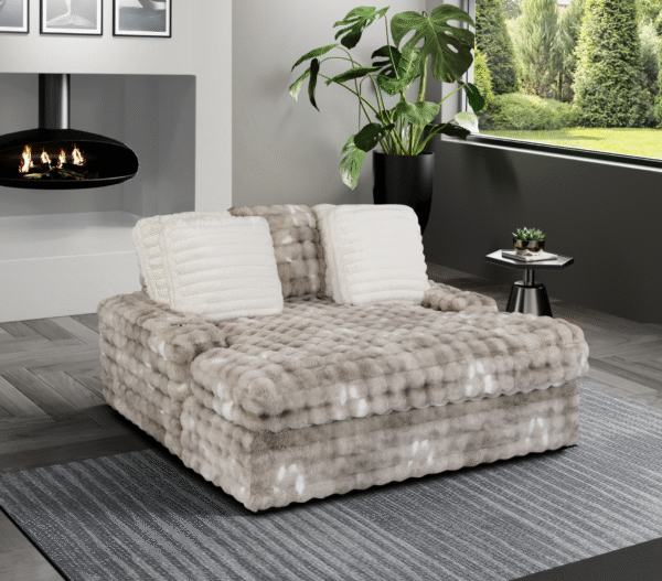 U8292 Rabbit Lounger