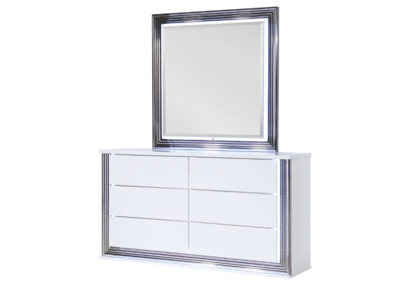 Ylime Smooth White Dresser