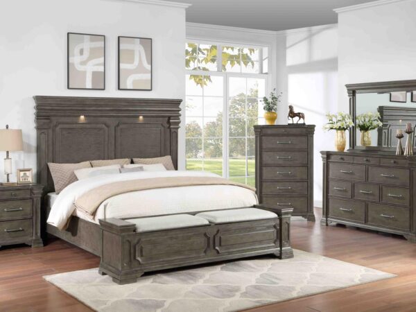 B477 - Flint Queen Footboard W/ Bench
