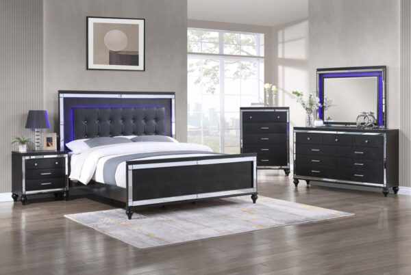 B517 - Emma Black KING FOOTBOARD