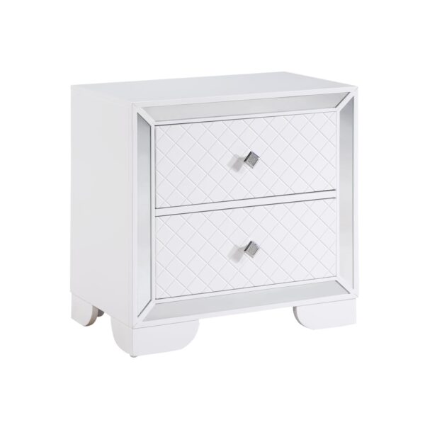 B518 - Demi White QUEEN / KING SIDE RAILS