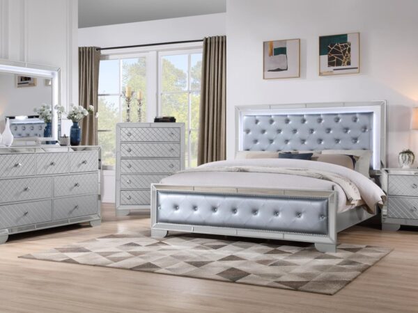 B519 - Demi Silver QUEEN UPH FOOTBOARD