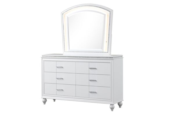 B520 - Sally White MIRROR W/ LED