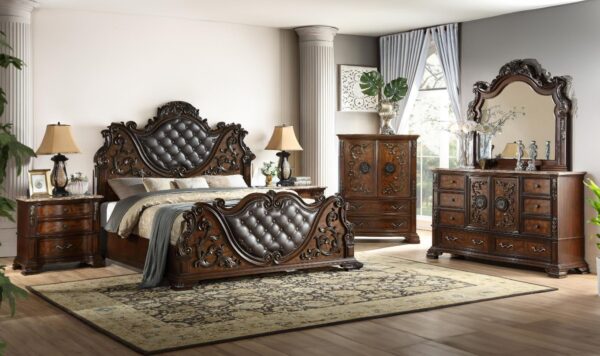 B586 - Austin Brown Queen Footboard