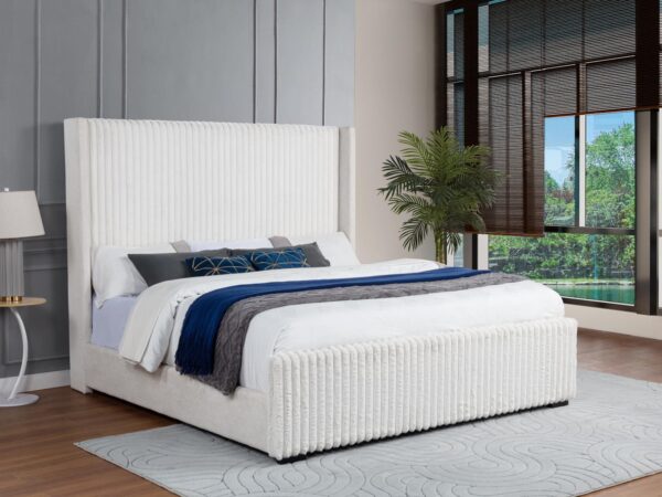 B825 - Gianni Cream Queen Bed