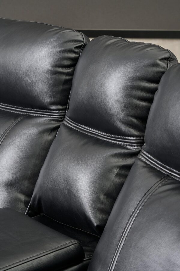 L466 - Jay (Black) RAF PWR Rec Loveseat W/ Console, LED