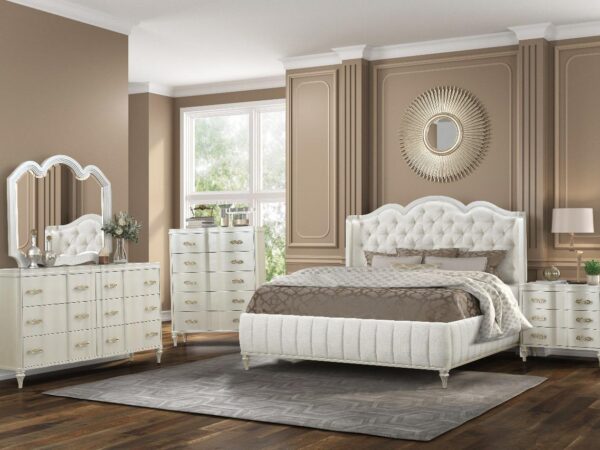 52-668 - Closeout Queen UPH Panel Headboard