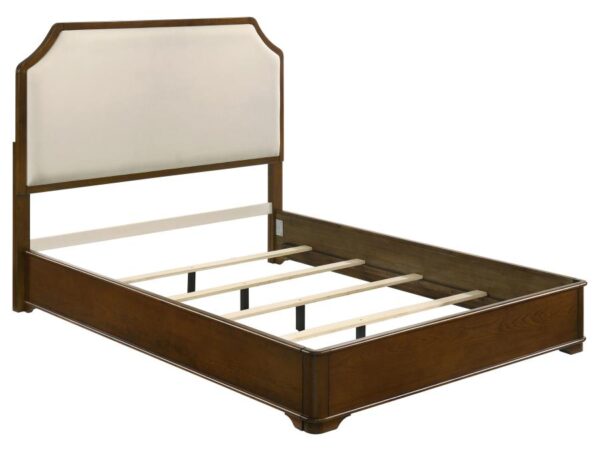 Garland 58-inch Queen Panel Bed Cream and Brown Cherry