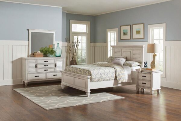 Franco 4-piece Eastern King Bedroom Set Distressed White
