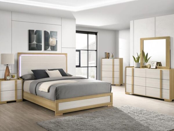 Hyland 5-piece Eastern King Bedroom Set Natural