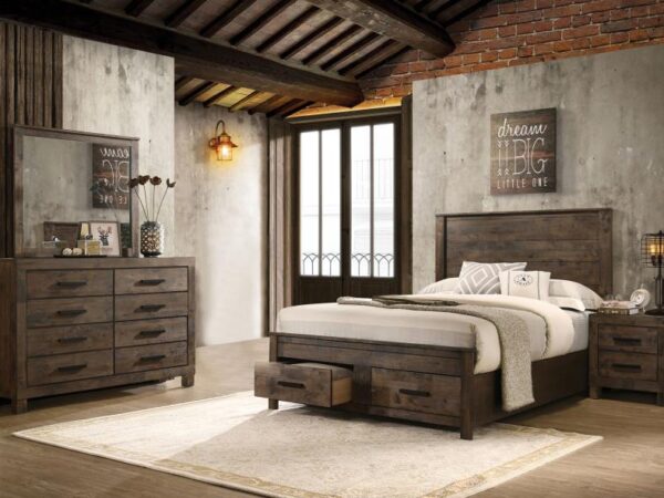 Woodmont 4-piece California King Bedroom Set Golden Brown