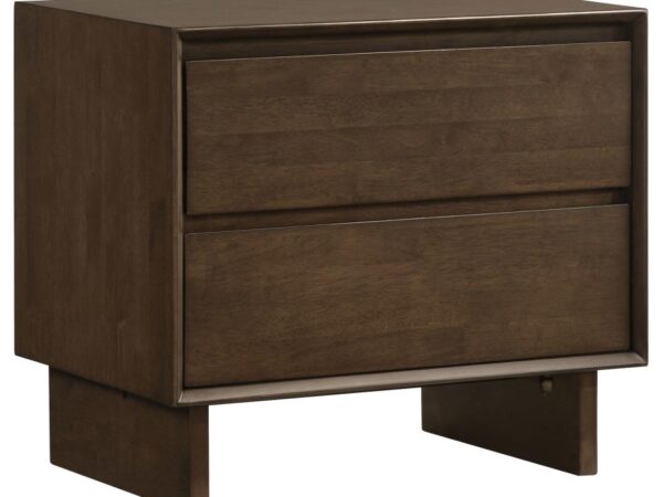 Glenwood 2-drawer Nightstand Bedside Table Warm Brown