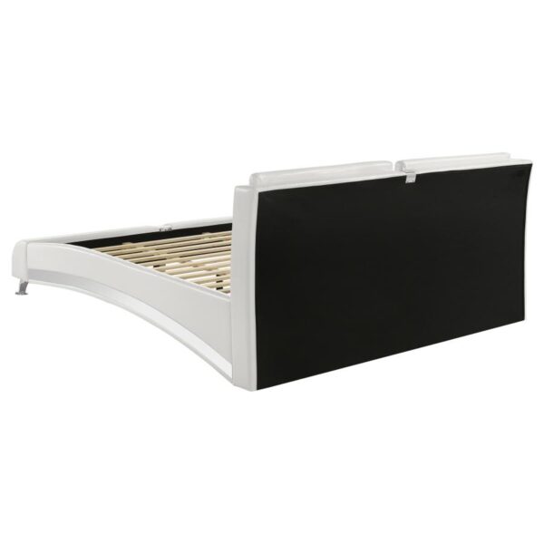 Jeremaine Upholstered California King Sleigh Bed White