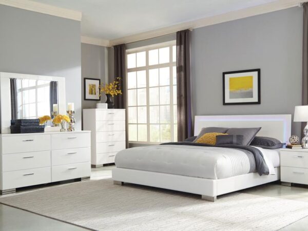 Felicity 5-piece Queen Bedroom Set White High Gloss