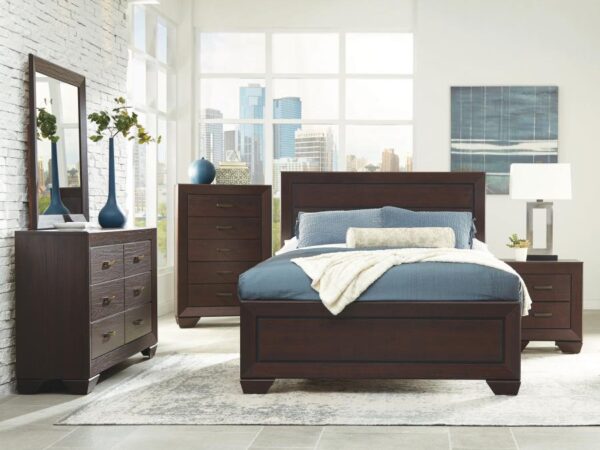 Kauffman 5-piece Eastern King Bedroom Set Dark Cocoa
