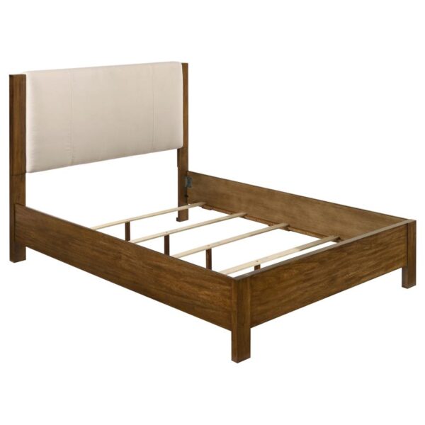 Adderley 4-piece Queen Bedroom Set Warm Brown